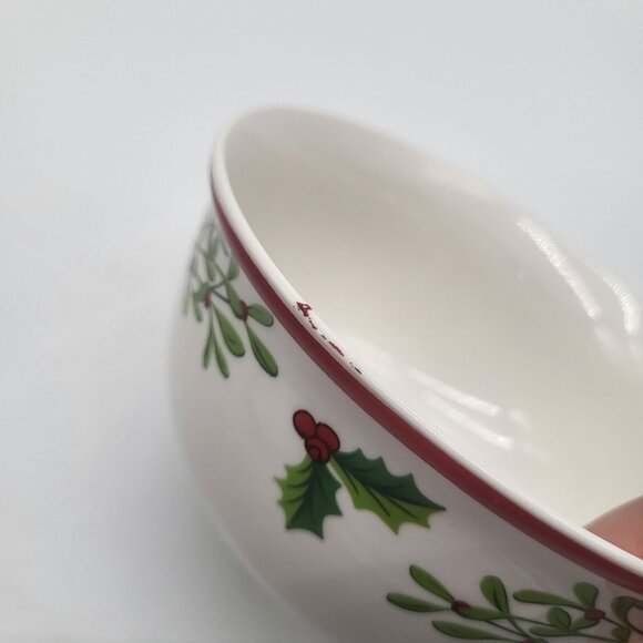 Set of 4 Royal Norfolk Holly Berry Christmas Holiday Cereal Soup Bowls - Picture 3 of 12